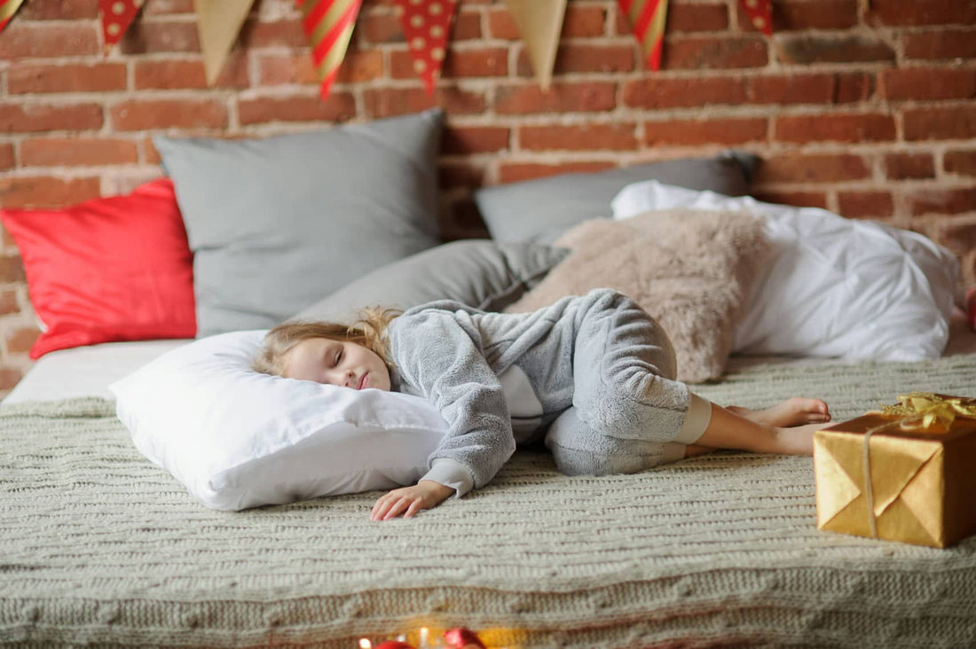 9 Tips for Helping Your Kids Get to Sleep on Christmas Eve