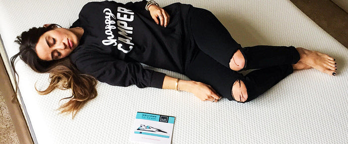 7 Ways to Stay Up Late Without Feeling Sleepy